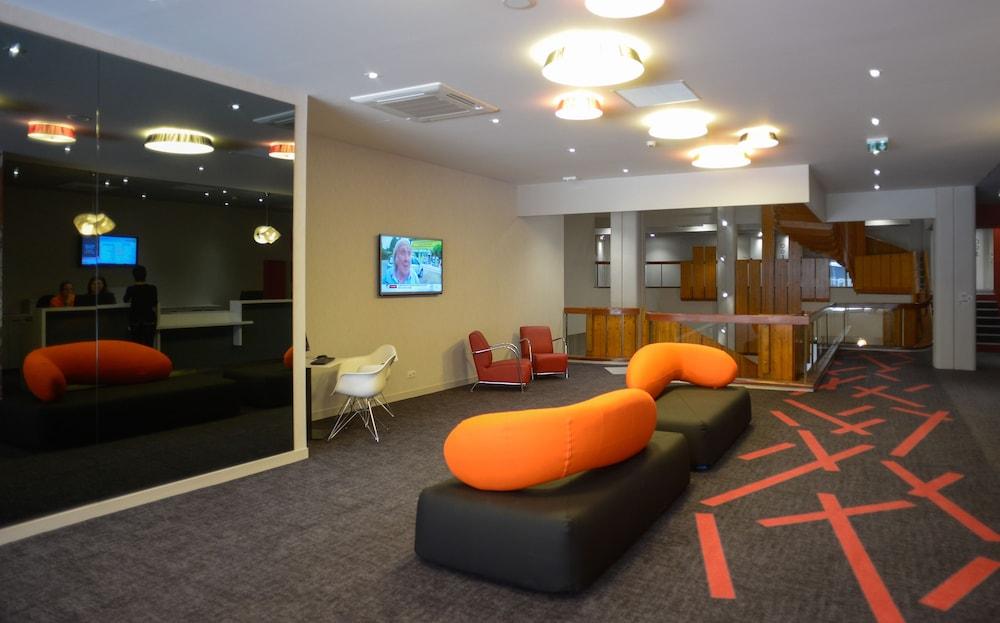 Ibis Styles Poitiers Centre Exterior foto
