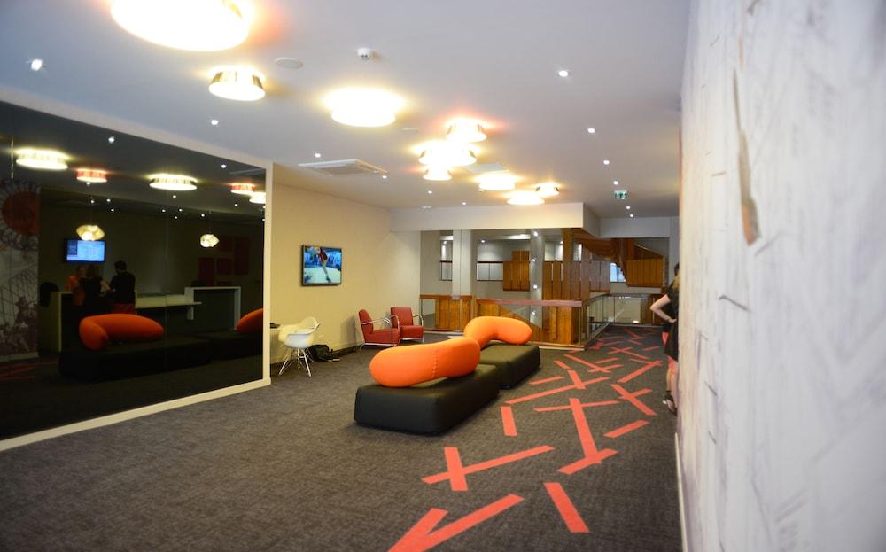 Ibis Styles Poitiers Centre Exterior foto