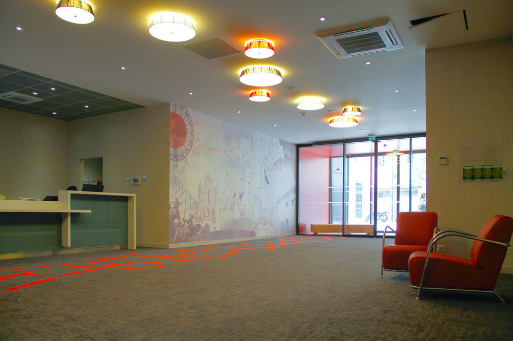 Ibis Styles Poitiers Centre Exterior foto