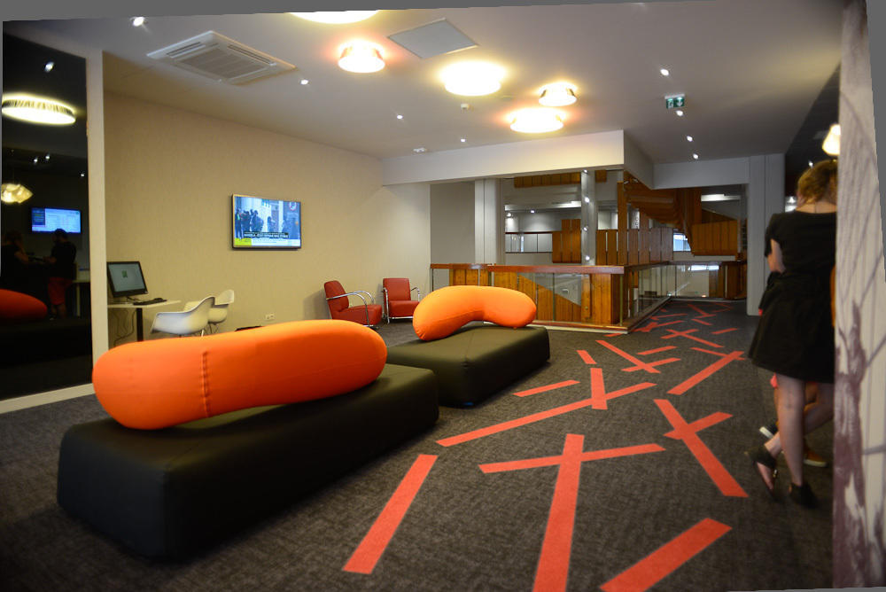 Ibis Styles Poitiers Centre Exterior foto