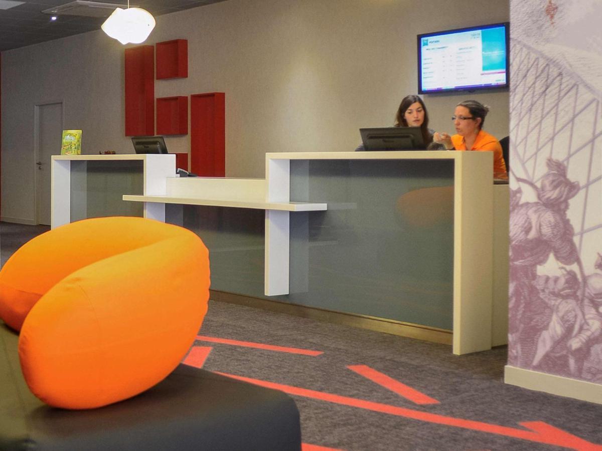 Ibis Styles Poitiers Centre Exterior foto